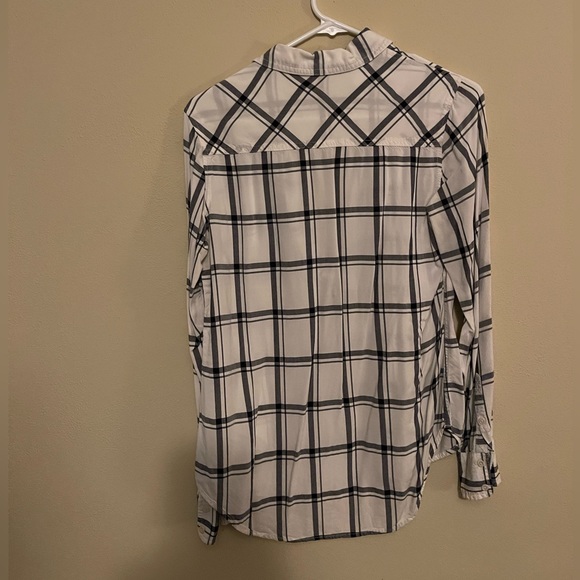 Women’s White and Navy Plaid Button Down - Picture 2 of 2